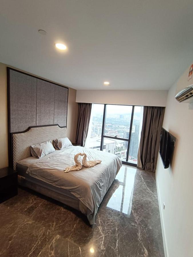 Platinum Suite 2 New Kl Cbd New Luxury Condo With Best Infinity View To Klcc Twin Towers Pool 쿠알라룸푸르 외부 사진